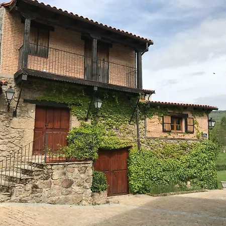 Casa Con Piscina En La Sierra De Bejar וילה